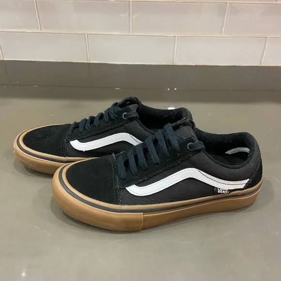 Vans Shoes Mens Vans Size 5 Gum Sole Black Suede Poshmark